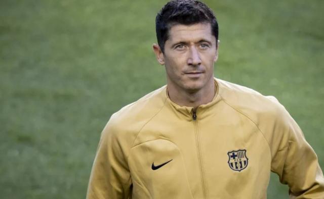 1659451301864004158.jpg 莱万.jpg